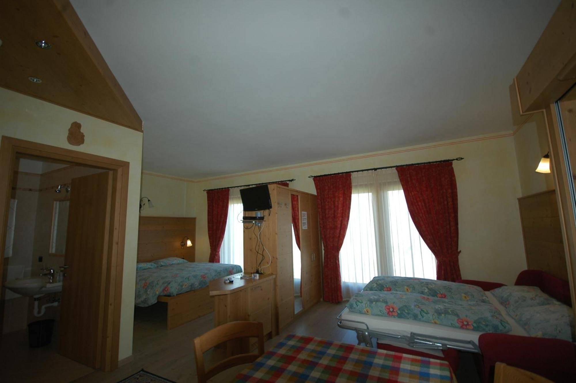 Hotel La Tea Λιβίνιο Εξωτερικό φωτογραφία